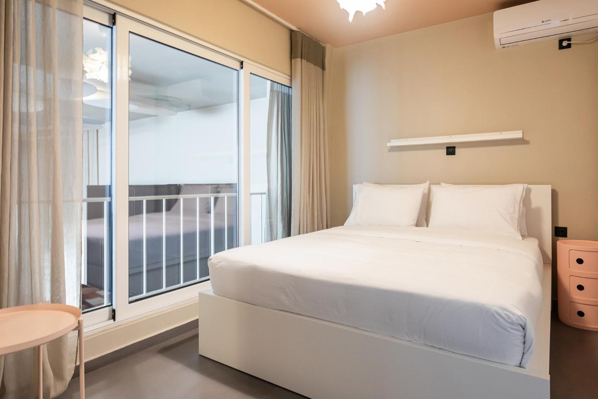 The Gate By Zoia Living Apartment Athens Ngoại thất bức ảnh